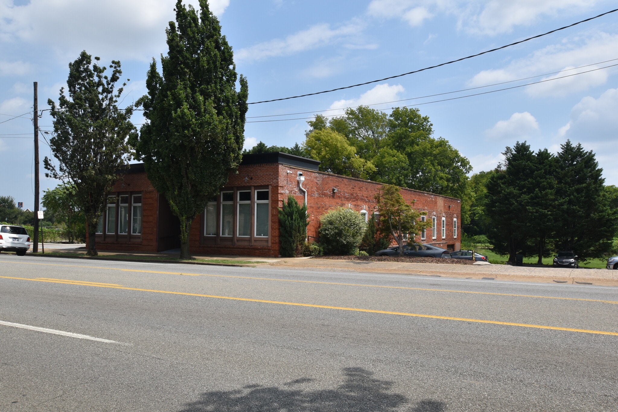 2622 Broad St, Chattanooga, TN for lease Interior Photo- Image 1 of 4