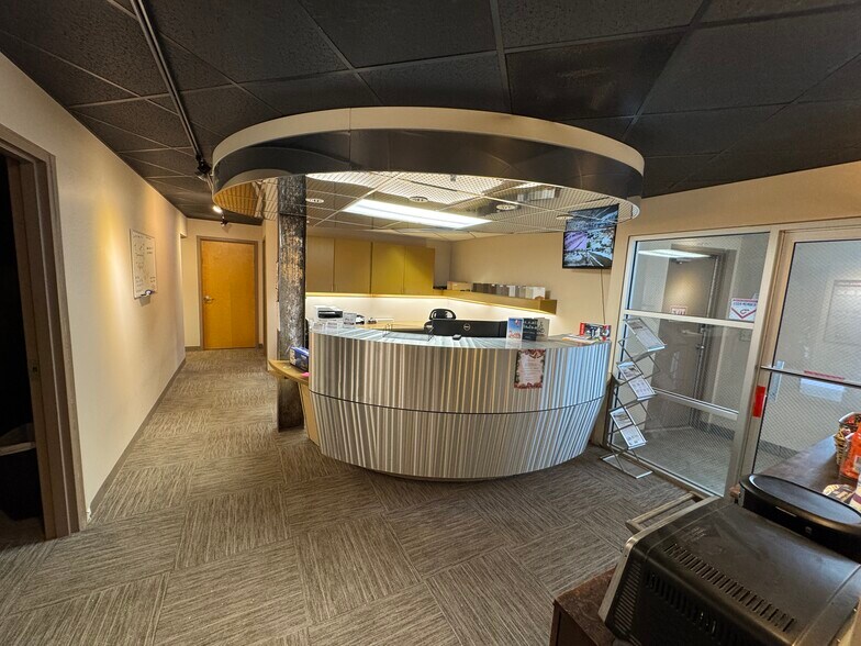 771 Moon St, Akron, OH à vendre - Photo du bâtiment - Image 3 de 17