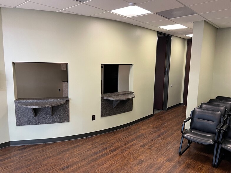 11110 E I-10 Fwy, Houston, TX for sale - Interior Photo - Image 3 of 26