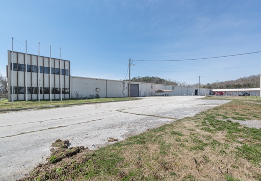 3015 E Governor John Sevier Hwy, Knoxville, TN for sale Building Photo- Image 1 of 1