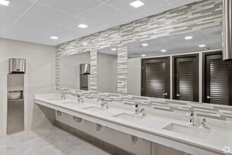 1200 N Federal Hwy, Boca Raton, FL for lease Interior Photo- Image 2 of 8