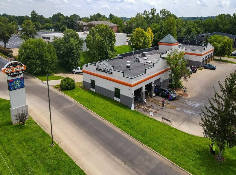 2145 E Kimberly Rd, Davenport, IA à vendre - Aérien - Image 2 de 3