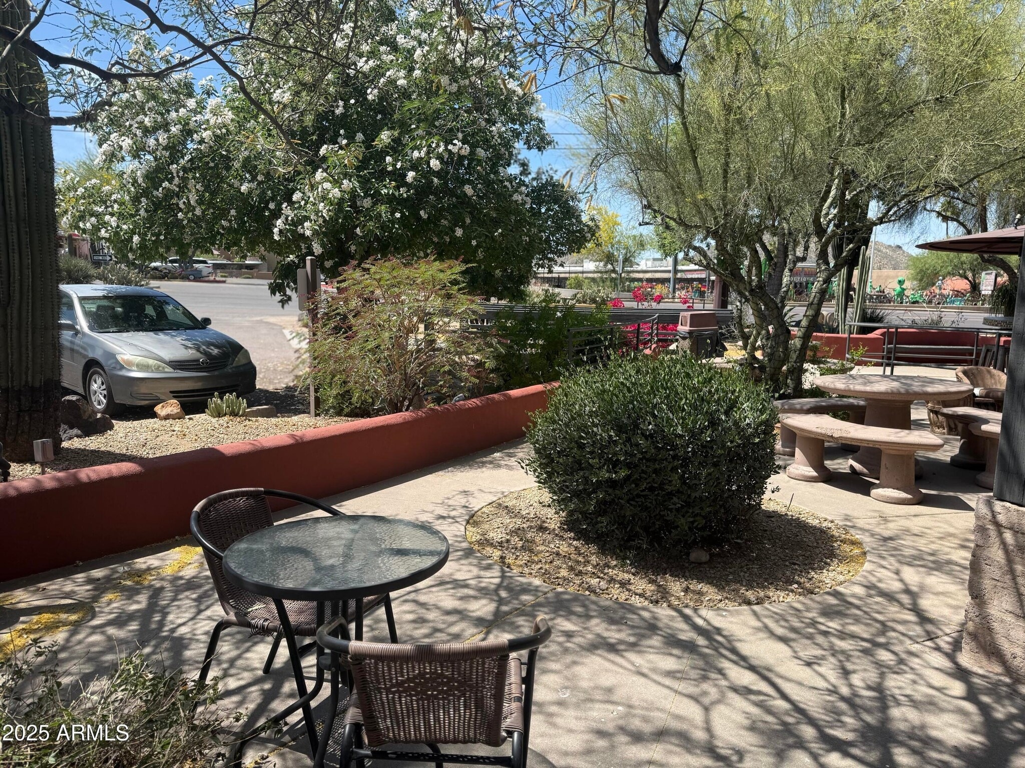 6130-6142 E Cave Creek Rd, Cave Creek, AZ for lease Interior Photo- Image 1 of 9