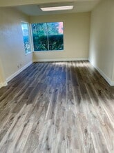 3120 Mission Dr, Santa Cruz, CA for lease Interior Photo- Image 2 of 6