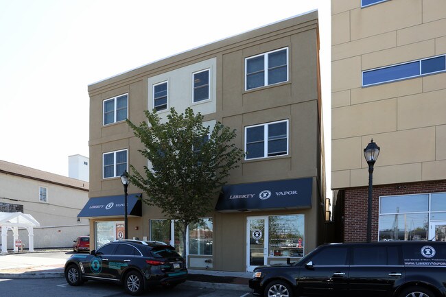 Plus de détails pour 306 Madison St, Lansdale, PA - Commerce de détail à louer