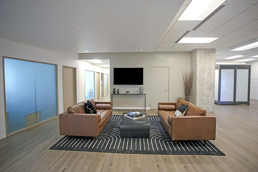 9701 Wilshire Blvd, Beverly Hills, CA à louer - Photo du bâtiment - Image 3 de 5