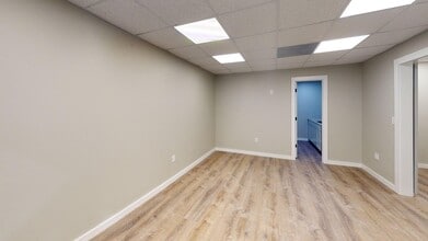 651 W 14th St, Panama City, FL for lease Interior Photo- Image 2 of 11
