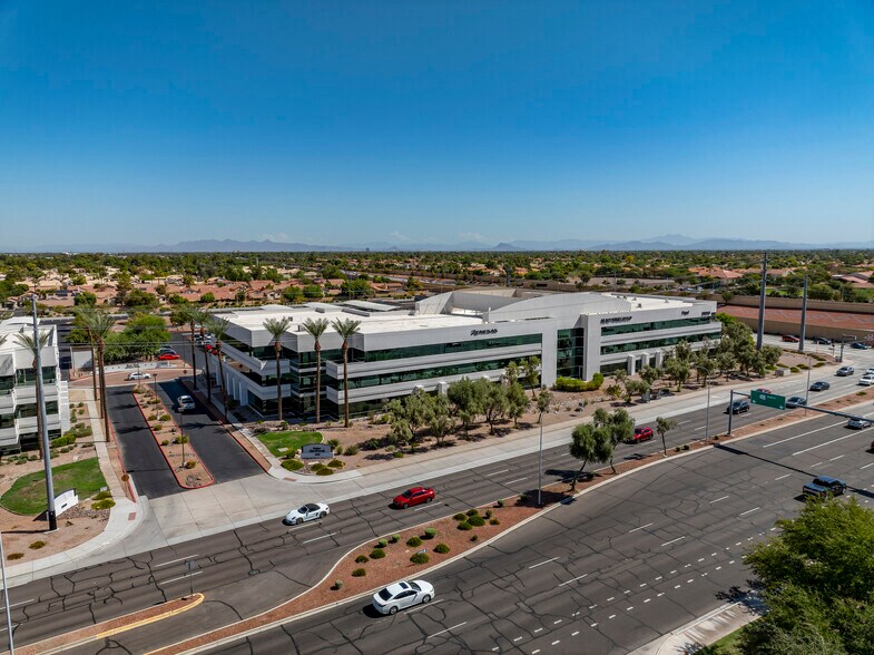 3100 W Ray Rd, Chandler, AZ for lease - Building Photo - Image 2 of 5