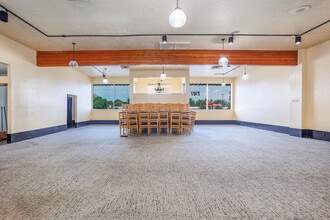 2107 W 4th Ave, Kennewick, WA for lease Interior Photo- Image 1 of 23