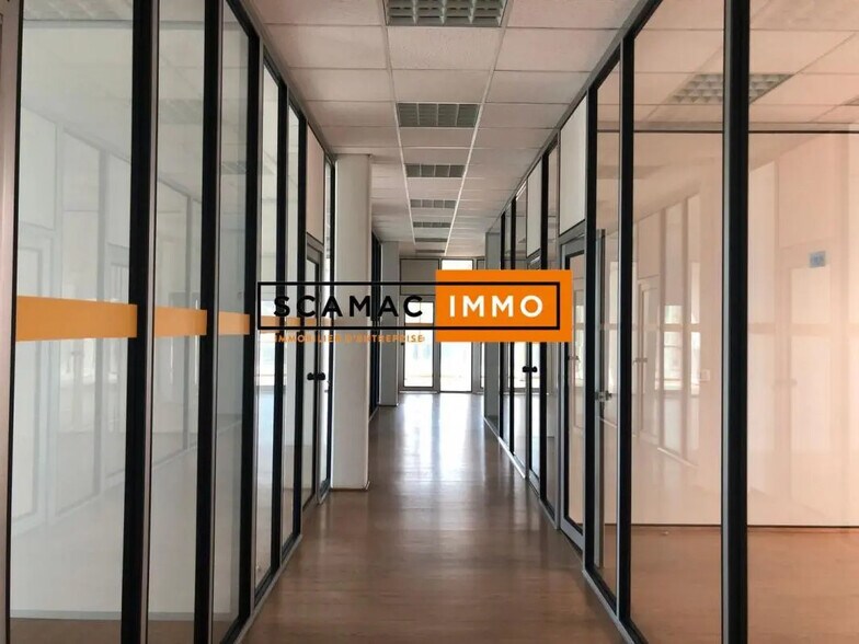 Bureau dans Bezons à louer - Photo intérieure - Image 3 de 5