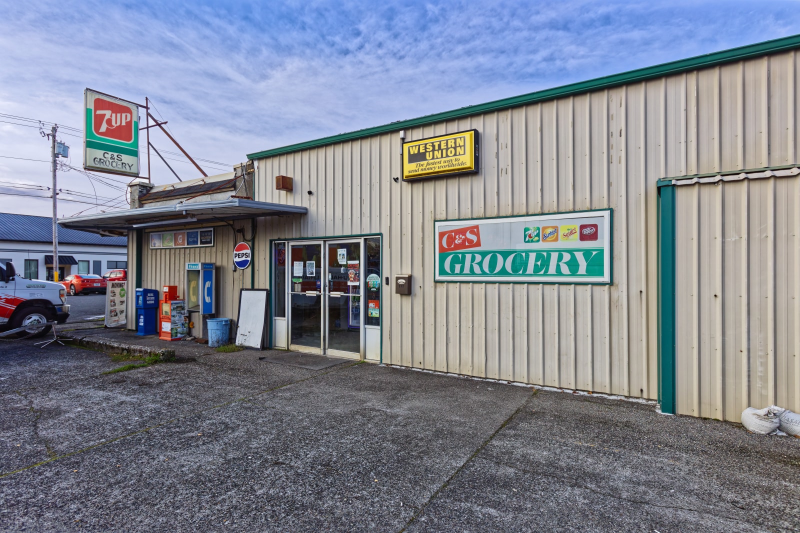 112 Main St, Elma, WA for sale Primary Photo- Image 1 of 17