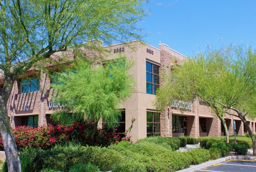 8350 E Raintree Dr, Scottsdale, AZ à louer - Photo du bâtiment - Image 2 de 42