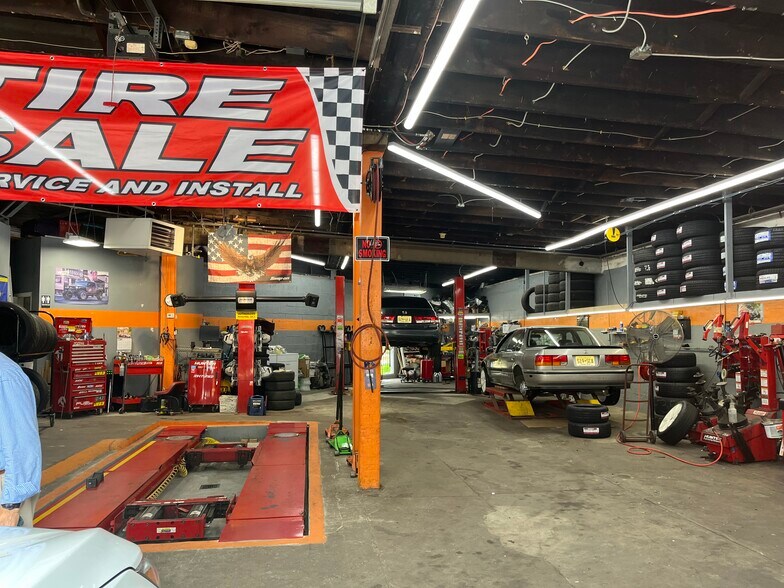 807-821 E 24TH EAST 24TH St, Paterson, NJ à vendre - Photo du bâtiment - Image 2 de 13