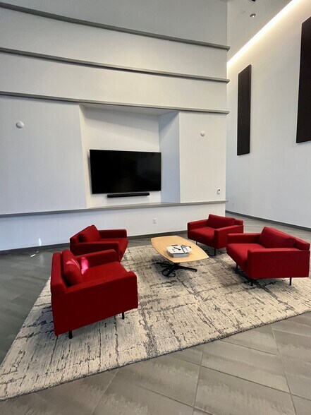 7345 E Acoma Dr, Scottsdale, AZ à louer - Hall d’entrée - Image 3 de 8