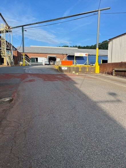 700 S Long St, Salisbury, NC for lease - Building Photo - Image 3 of 5