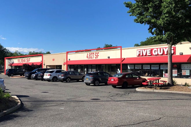 601 Veterans Memorial Hwy, Hauppauge, NY for lease Building Photo- Image 1 of 10