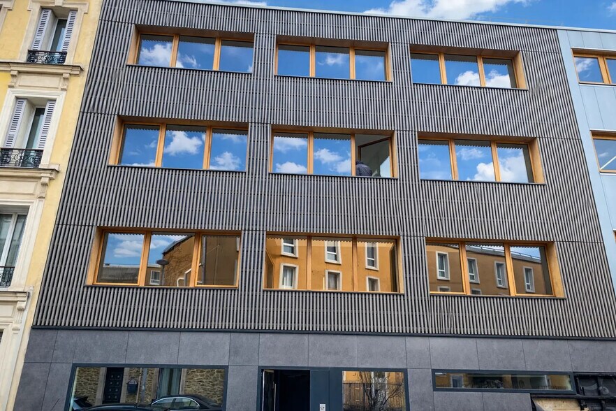 Bureau dans Ivry-sur-Seine à louer - Photo du bâtiment - Image 3 de 3