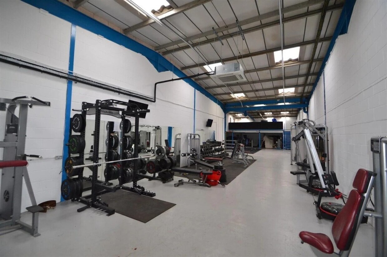 Tower Ln, Warmley, SGC BS30 8XT - Unité 12 -  - Photo intérieure - Image 1 of 5