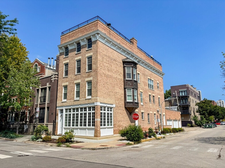 1501 N Cleveland Ave, Chicago, IL for sale - Primary Photo - Image 1 of 5