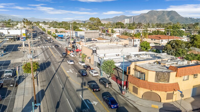 10620 Magnolia Blvd, North Hollywood, CA - AERIAL  map view