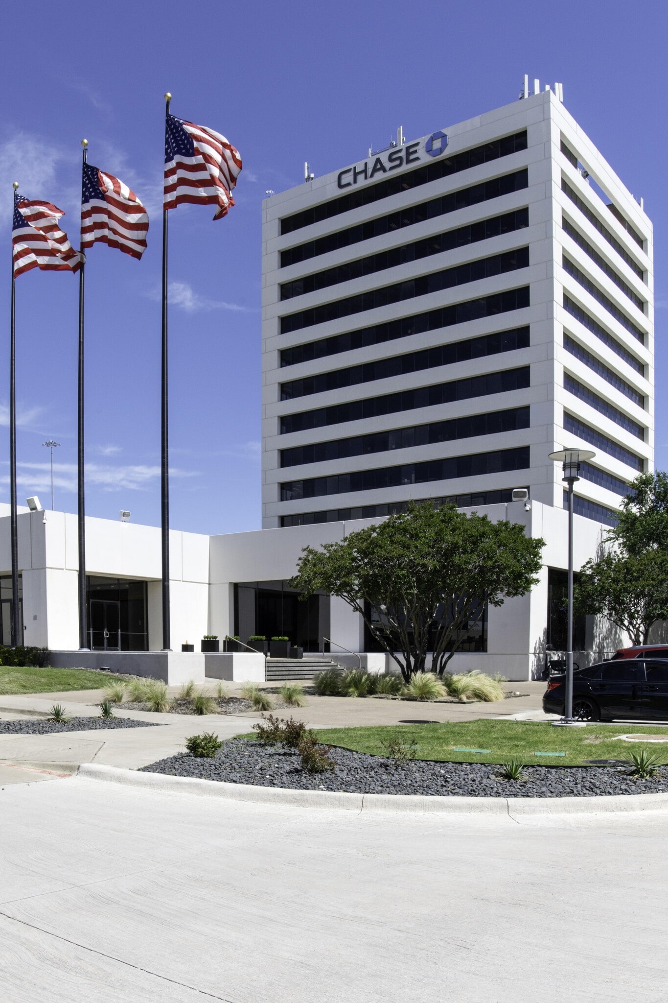 100 N Central Expy, Richardson, TX for lease Primary Photo- Image 1 of 21