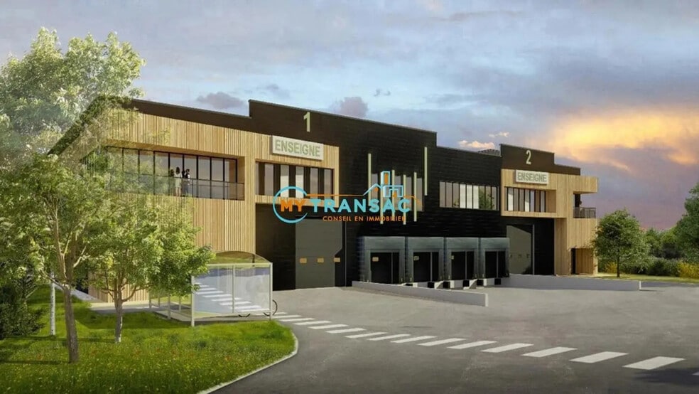 Flex in Villeparisis for lease - Building Photo - Image 1 of 5