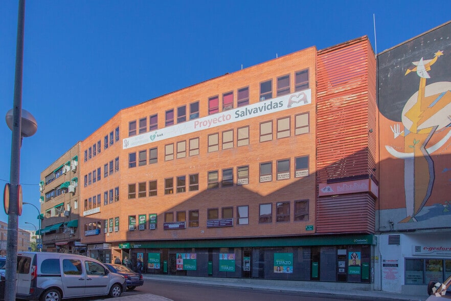 Calle de Begoña, 16, Coslada, Madrid à louer - Photo du bâtiment - Image 2 de 2