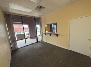 2201 S W S Young Dr, Killeen, TX for lease Interior Photo- Image 2 of 12