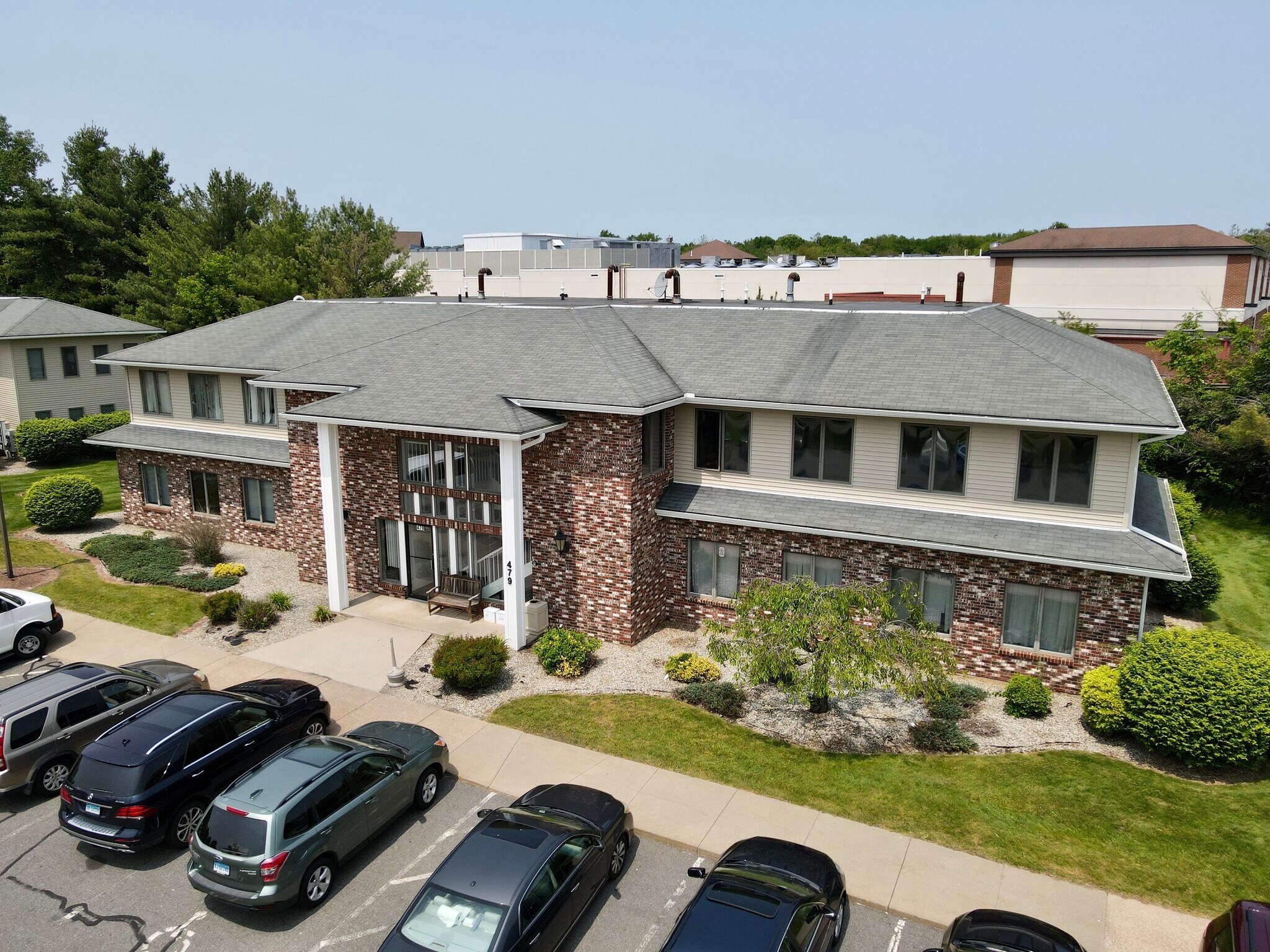 479 Buckland Rd, South Windsor, CT à vendre Photo principale- Image 1 de 2