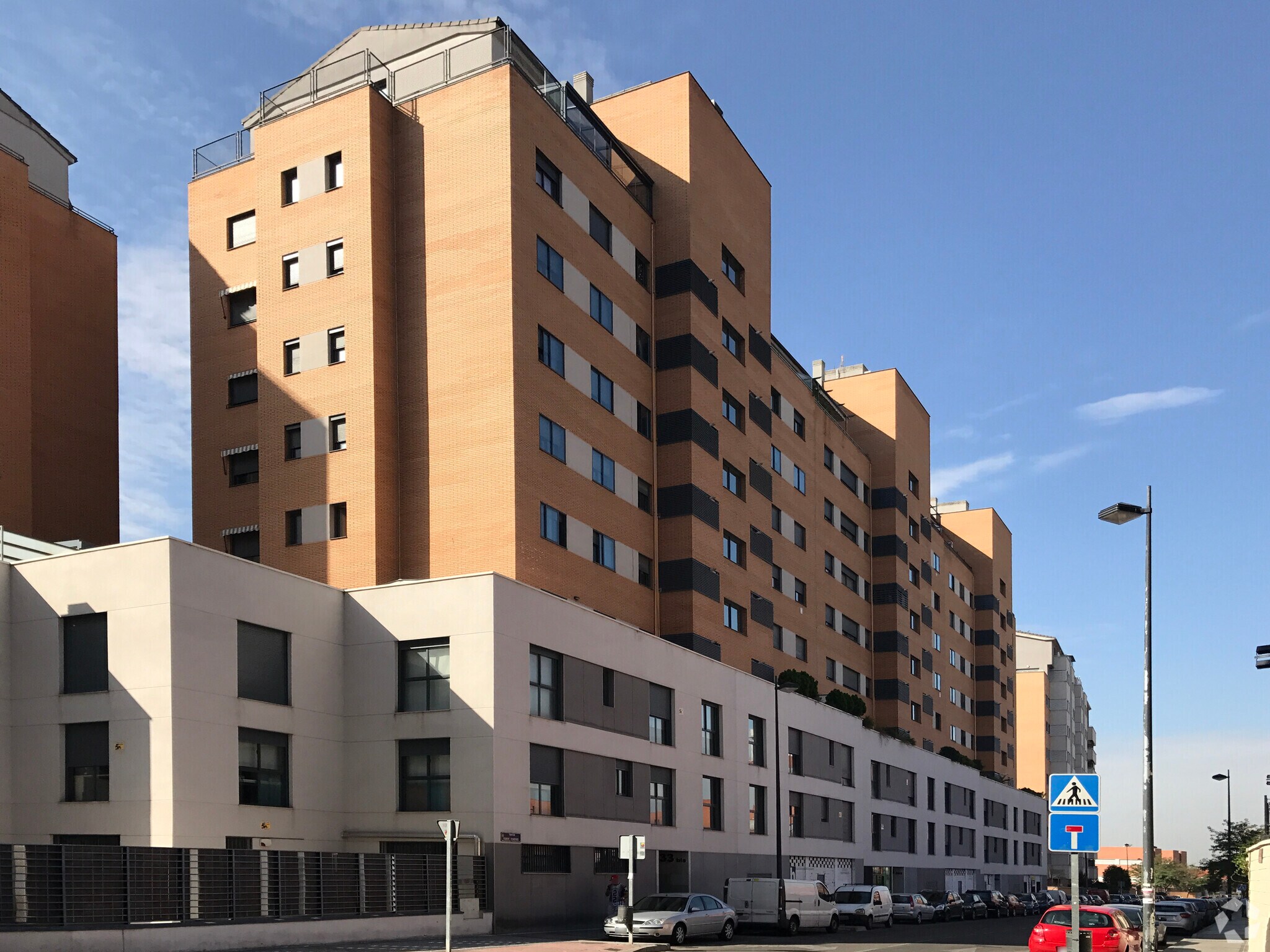Multifamily in Alcorcón, Madrid for sale Primary Photo- Image 1 of 5