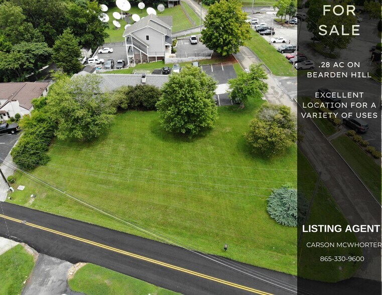 103 Circle ln, Knoxville, TN à vendre - Photo du bâtiment - Image 2 de 6