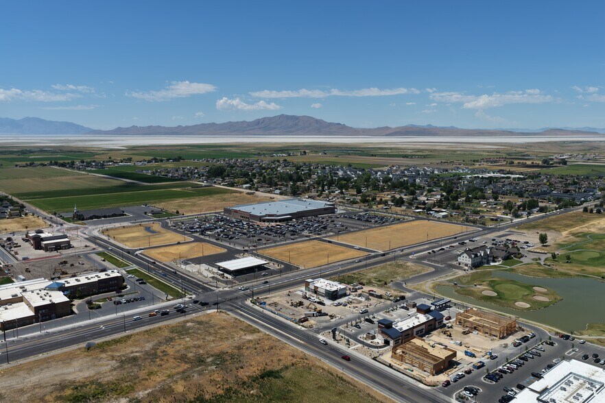 3141 1700 S Syracuse UT 84075, Syracuse, UT à louer - Photo du bâtiment - Image 2 de 3