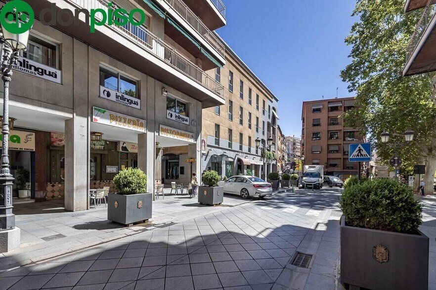 Calle Ángel Ganivet, 15, Granada, Granada for sale - Building Photo - Image 2 of 48