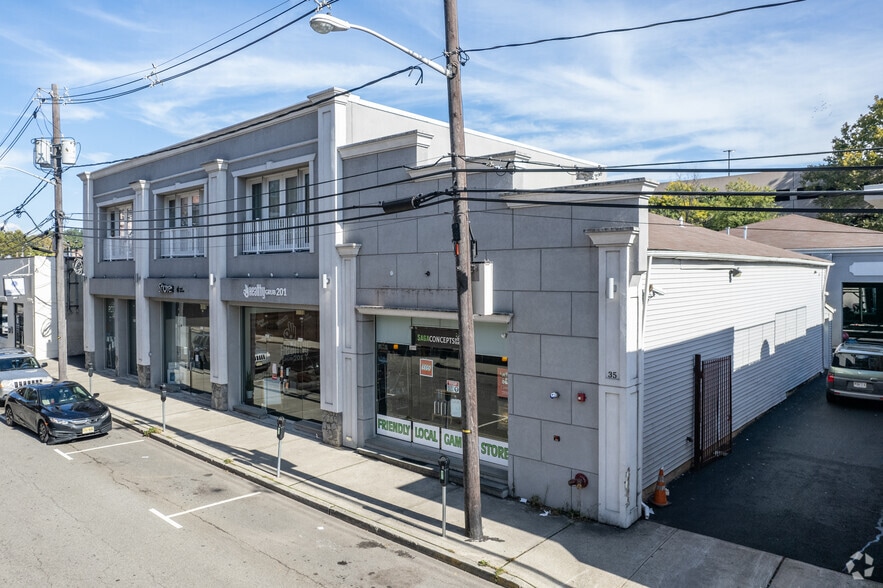 35 S Van Brunt St, Englewood, NJ for lease - Building Photo - Image 1 of 5