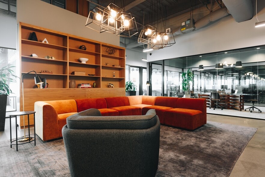 555 Fayetteville St, Raleigh, NC for lease - Interior Photo - Image 3 of 8