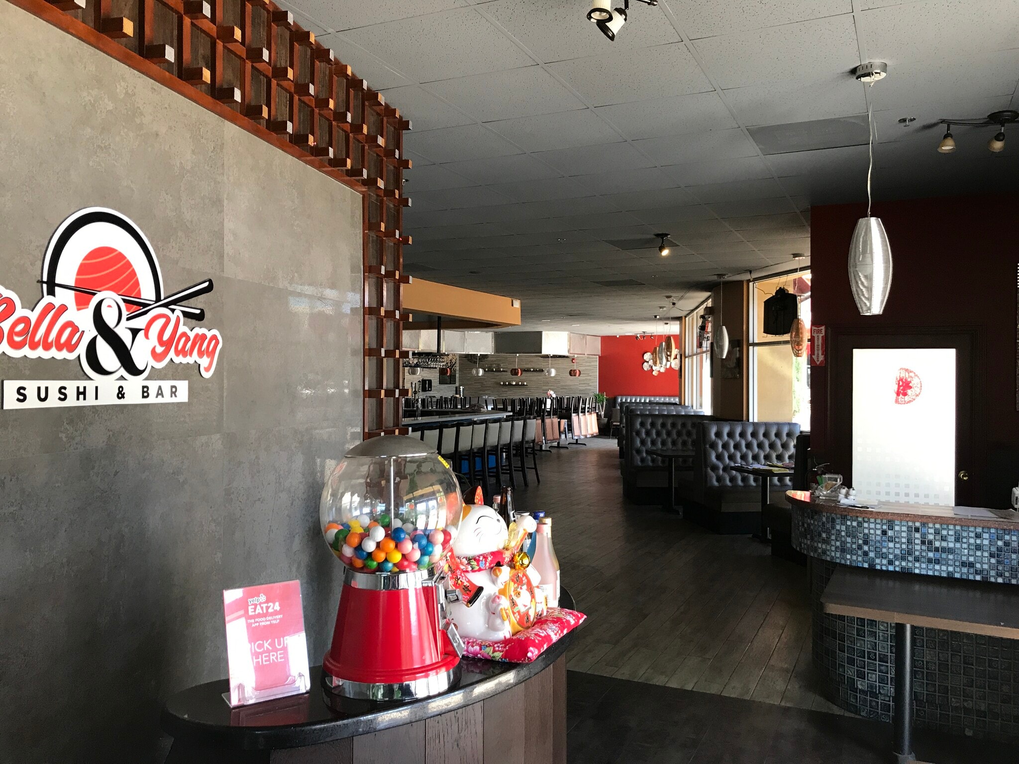 34366 Yucaipa Blvd, Yucaipa, CA for lease Interior Photo- Image 1 of 44