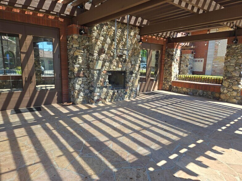 1848 Portola Ave, Livermore, CA à louer - Photo du bâtiment - Image 3 de 7