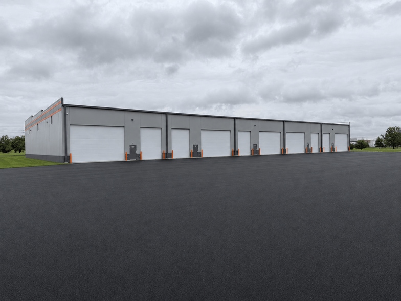 9863 E US Highway 136, Brownsburg, IN for lease - Building Photo - Image 2 of 4