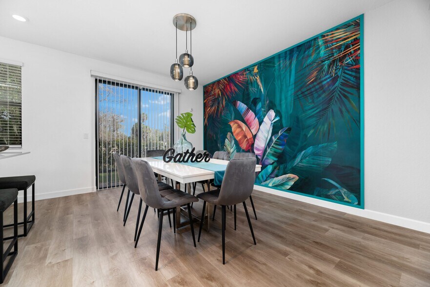 4091 W Palm Aire Dr, Pompano Beach, FL à vendre - Photo intérieure - Image 3 de 18