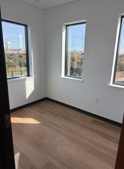 1651 S Bell Blvd, Cedar Park, TX à vendre - Photo du bâtiment - Image 3 de 9