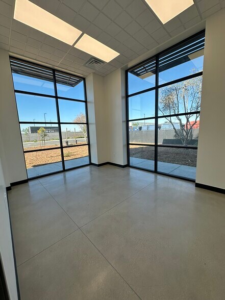 31234 DenBeste Court, Shafter, CA for lease - Building Photo - Image 3 of 9