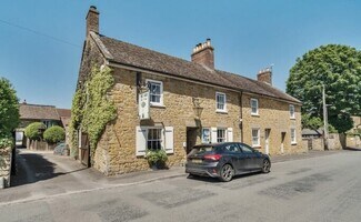 Plus de détails pour 1 South St, Castle Cary - Commerce de détail à vendre