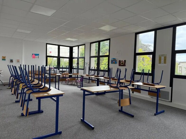 3 Boulevard Salvador Allende, Nantes à louer - Photo du bâtiment - Image 3 de 12