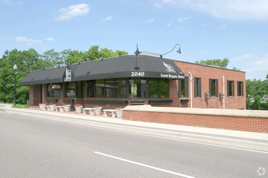 2040 N Ferry St, Anoka, MN à vendre - Photo du bâtiment - Image 2 de 73