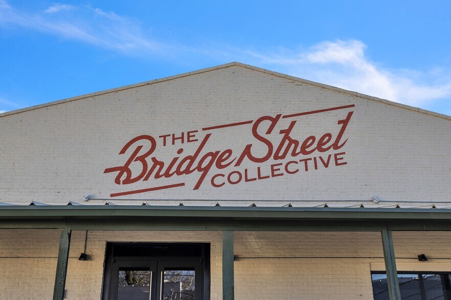 915 Bridge St, Winston-Salem, NC à louer - Photo du bâtiment - Image 3 de 24