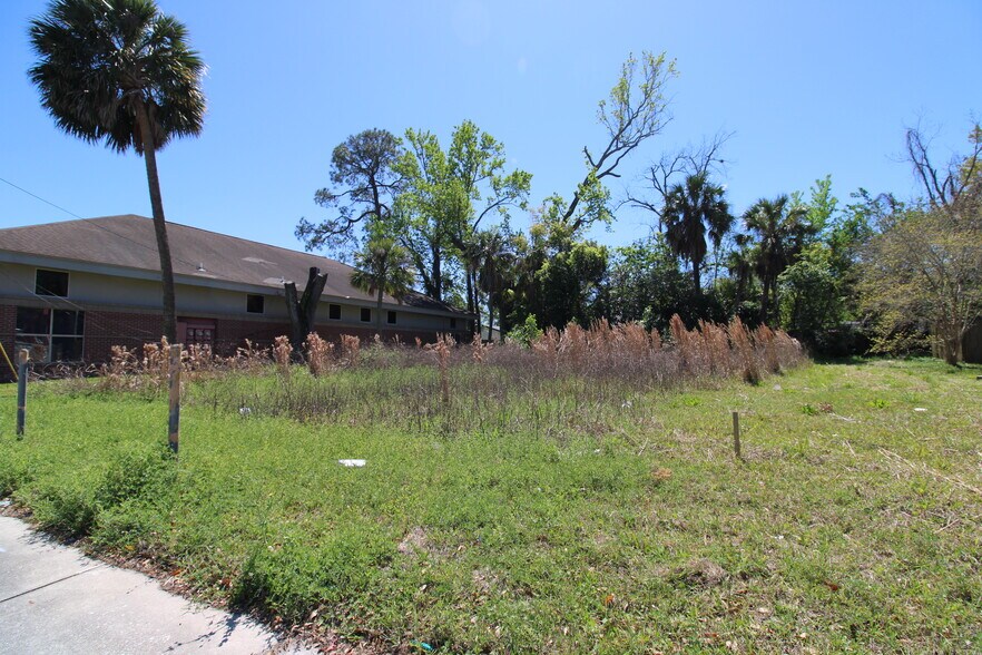 4586 San Juan Ave, Jacksonville, FL à vendre - Photo du bâtiment - Image 2 de 3