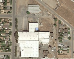 700 Center St, Orange Cove CA - Warehouse