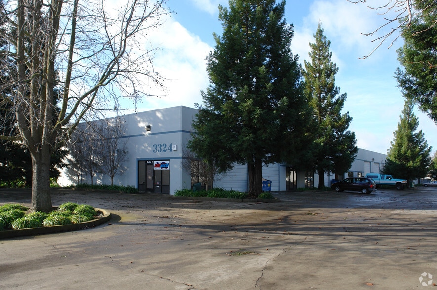 3324 Monier Cir, Rancho Cordova, CA for lease - Building Photo - Image 2 of 3