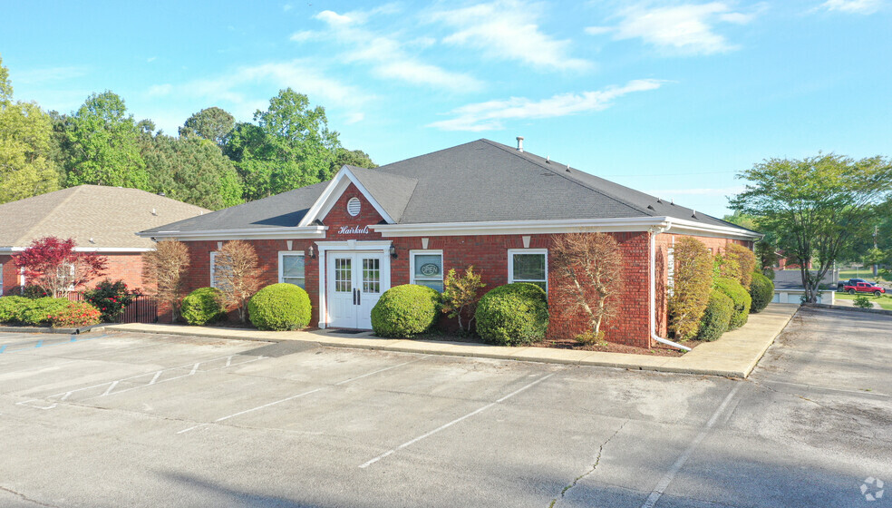 900 4th St, Pleasant Grove, AL à vendre - Photo principale - Image 1 de 1