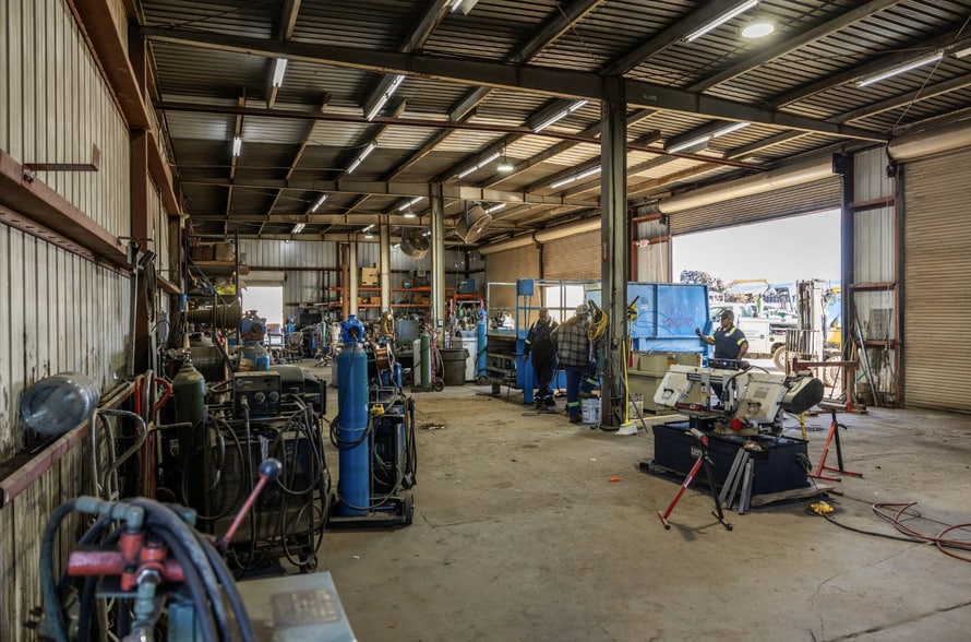 4300 S 17th Ave, Phoenix, AZ à louer - Photo du bâtiment - Image 3 de 17